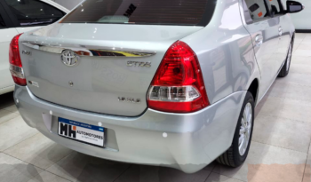 Toyota Etios 2015 lleno