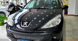 Peugeot 207 Compact 2011