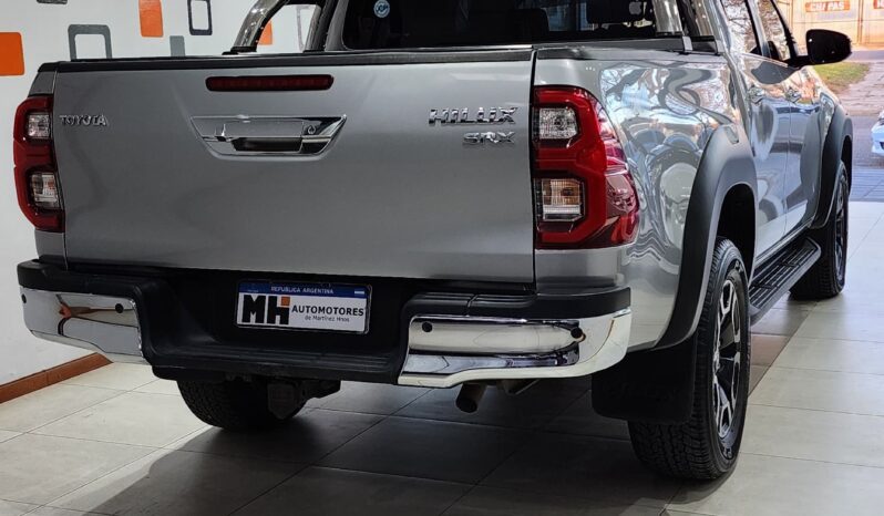 Toyota Hilux 2022 full