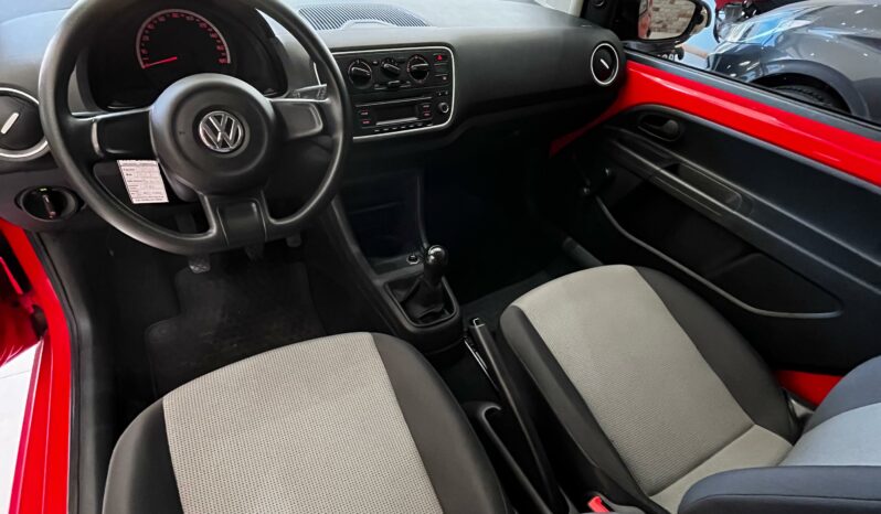 Volkswagen Up! 2015 lleno