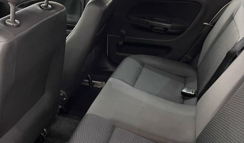 Volkswagen Voyage 2017 lleno