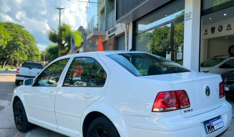Volkswagen Bora 2011 lleno