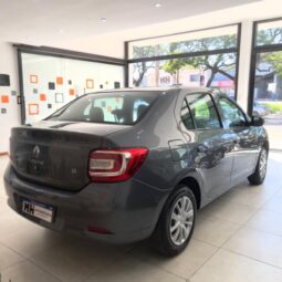 Renault Logan 2021 lleno