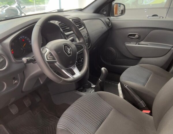 Renault Logan 2021 lleno