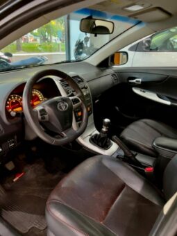 Toyota Corolla 2012 lleno