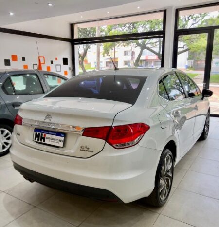 Citroën C4 2015 lleno