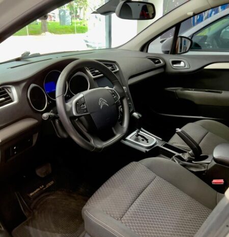 Citroën C4 2015 lleno