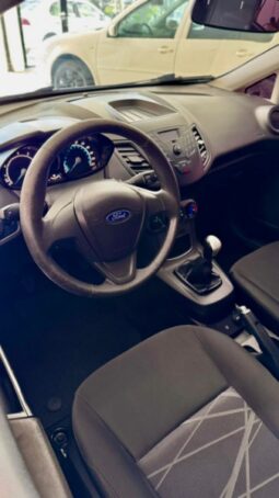 Ford Fiesta 2015 lleno