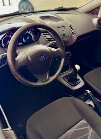 Ford Fiesta 2015 lleno