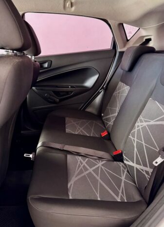 Ford Fiesta 2015 lleno